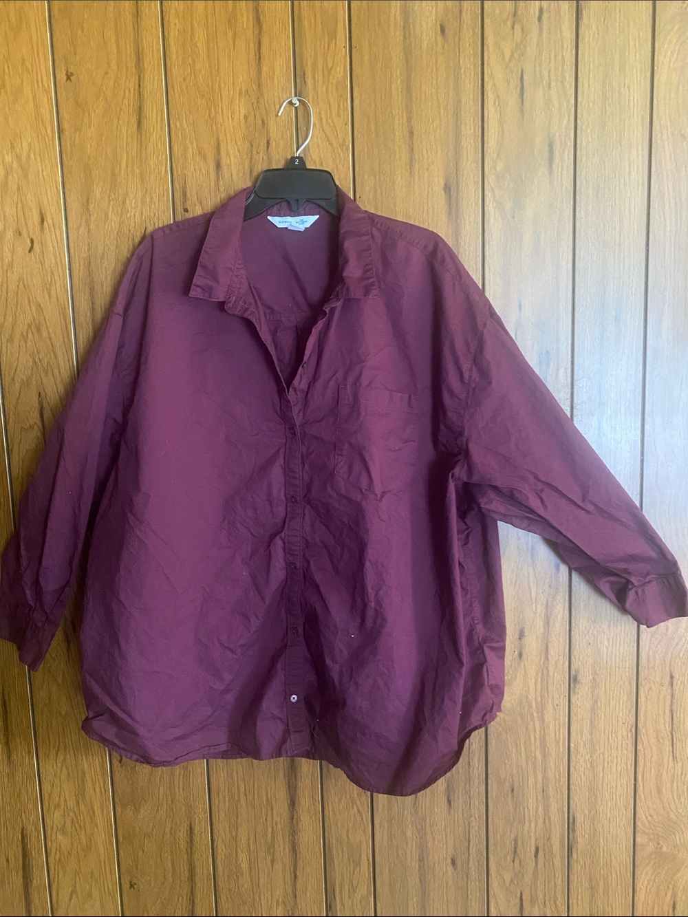 Old Navy Women’s The Boyfriend Shirt Burgundy Button-Down Shirt